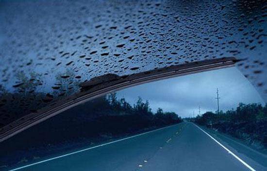 雷暴雨天气频繁，这些雨天安全行车的知识要清楚！
